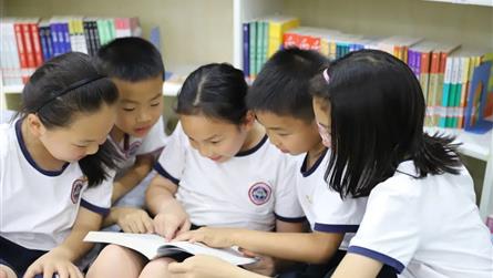 带你羡慕蓝宝们的书虫生活……